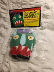 Go away Big Green Monster Story Telling Puppet Kit Lakeshore Emberley RR534 1992