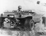 COOL STEVE MCQUEEN DUNE BUGGY-CHEVROLET ENGINE THOMAS CROWN AFFAIR 8X10 PHOTO MA