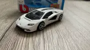 Lamborghini Countach LPI 800-4 in white 1:43 scale diecast Bburago