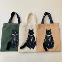 在飛比找蝦皮購物優惠-日本帆布袋小方包手提袋斜背包提袋環保袋 購物袋 黑貓手提包 