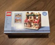 LIMITED EDITION Lego Bakery 40696 - 376 Pieces Ages 12+