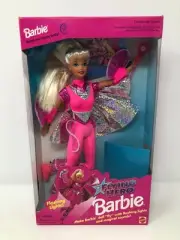 Barbie Flying Hero Doll w Shimmering Cape! Lights & Sounds! 1995
