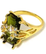Tree of Life Crystal Ring for Women Gold Plated Simulated Emerald Size 8 ❤️