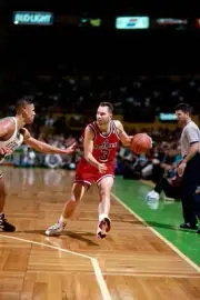 Rex Chapman Washington Bullets handles the ball v Rick Fox Boston - Old Photo 1