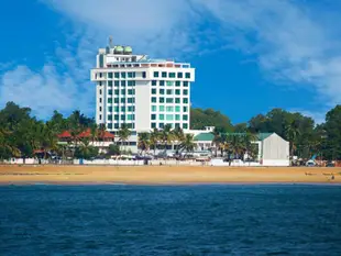奎隆海灘飯店及會議中心