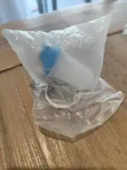 Tupperware Mini EZ Shaker Blue Keyring Brand New in Packaging