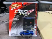 Johnny Lightning CORVETTE 50th ANNIVERSARY 2002 CORVETTE
