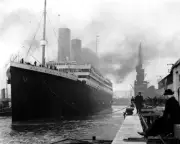 New 8x10 Photo: White Star Line Ill-Fated Liner RMS TITANIC Ship in Port, 1912