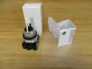 Allen Bradley 800TC-J91B Selector Switch