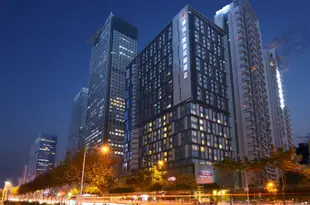 成都榛悦隆堡酒店Rhombus Park Aura Chengdu Hotel