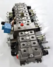New 1318465 Scat Trak Mini Excavator Control Valve
