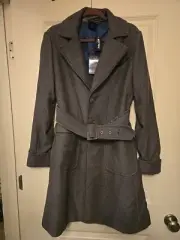 Hot Topic Fantastic Beast Crimes of Grindelwald Newt Scamander Overcoat NWT