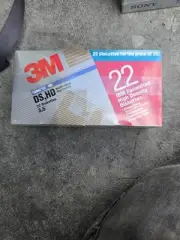 NEW 3M DS DD 3.5in Diskettes Formatted IBM Box of 22 FACTORY SEALED