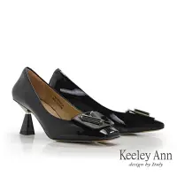 在飛比找momo購物網優惠-【Keeley Ann】V字漆皮高跟鞋(黑色42564721