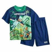 Minecraft Steve Diamond Armor with Underwater Guardian Mob