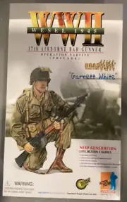 Dragon Wesel 1945 WW II Garrett White 17th Airborne Bar Gunner Private 1:6 70341