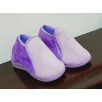在飛比找蝦皮購物優惠-紫色絨布寶寶23碼靴子