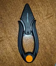 5" Fiskars Herb Garden Scissors Garden Herb Shears Handheld Snips with Sheath