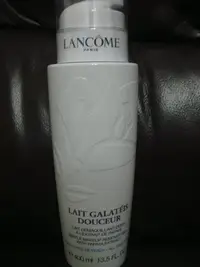 在飛比找Yahoo!奇摩拍賣優惠-LANCOME 蘭蔻清柔卸妝乳400ml*新包裝