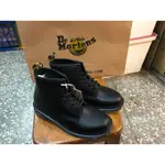 現貨正品DR.MARTENS 馬汀鞋 經典1460黑色/櫻桃紅6孔 硬皮款