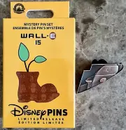 2023 Disney Parks Pixar Wall-E 15th Anniversary Mystery Boot Pin GO-4
