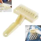 Pizza Rolling Pin Pizza Pastry Crimpers Baking Saver Needle Roller Punche for