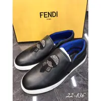 在飛比找蝦皮購物優惠-高雄凡賽斯歐洲精品 FENDI 芬迪 水鑽老佛爺LOGO 黑