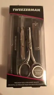 Tweezerman Essential Grooming Kit Tweezers Clippers Scissors W/Case NEW 40871-MG