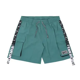 Nike 海灘褲 Logo Tape Cargo 藍綠 黑 男款 褲子 7吋 快乾 緞帶 短褲 膝上 NESSD500-344