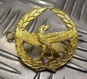 Genuine Military Issue Eagle Span Laurel Leaf Insignia Metal Hat Badge - NEW