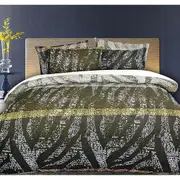 Accessorize Zig Zag Quilt Cover Set