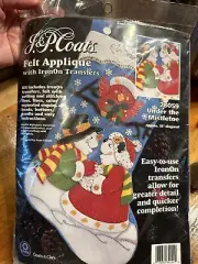 NEW J & P COATS FELT APPLIQUE UNDER THE MISTLETOE SNOWMAN CHRISTMAS STOCKING KIT