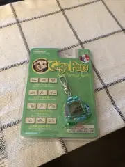 Vintage KFC 1997 Tiger GIGA PETS Virtual Pet Toy Game Keychain Cat Kitty NIP