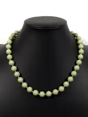 Vintage Genuine Lucite Green Round Bead Classic MCM MOD Necklace 18 in