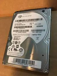 在飛比找Yahoo!奇摩拍賣優惠-二手Seagate 2.5吋筆電硬碟2TB 無壞軌，SATA