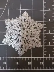 Universal Die Cut Tool Thin Metal Emboss XL1 Winter snowflake ornament Christmas