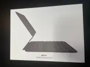 11 Inch Apple iPad Pro Smart Keyboard Folio *EMPTY BOX * A2039 MU8H2LL/A