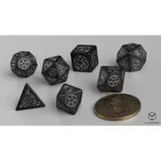 CL Q Workshop The Witcher Dice Set Yennefer - The Obsidian Star Dice Set 7 with coin
