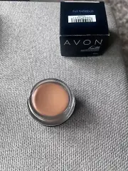 Avon makeup - Pressed Powder, Matte Mousse Foundation