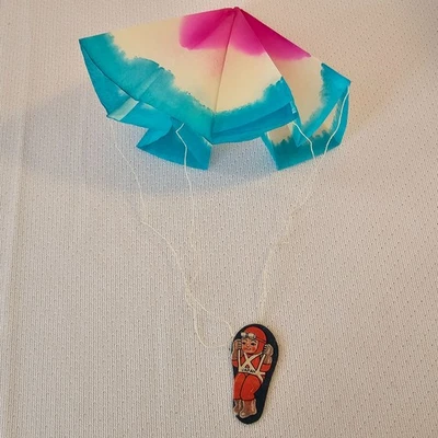 Vintage Japanese Paper Parachute Toy – Mid-Century Paratrooper Design – Colorful