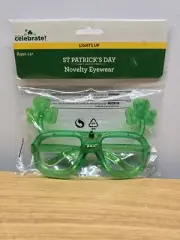 NEW Irish ☘️ Flashing Light Up Glasses St Patrick's Day Notre Dame