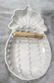 Mud Pie - Brand New - 2 Piece Pineapple Chip and Dip Platter with Knife Set