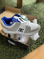 DC Unisex Lynx Zero Skate Shoe, Grey/White/Blue