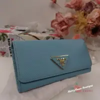 在飛比找Yahoo奇摩拍賣-7-11運費0元優惠優惠-美麗堡outlet精品 PRADA 1M1132 三角金字皮