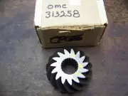 NEW OMC JOHNSON EVINRUDE PINION GEAR 313258