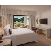 Pine Cliffs Ocean Suites, a Luxury Collection Resort & Spa, Algarve