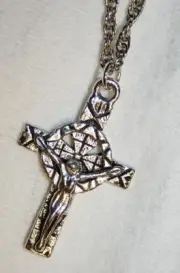 Handsome Open Silver Starburst Crucifix Cross Necklace ++++