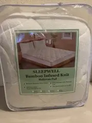 Sleepwell Bamboo Infused Knit Mattress Pad King 78”X80” Fully Quilted NEW