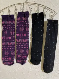 在飛比找Yahoo!奇摩拍賣優惠-二手 ANNA SUI 襪子 二雙合售不拆售