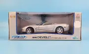 WELLY 1999 CHEVROLET CORVETTE SILVER 1:18 SCALE 1/18 METAL (RARE) WOW!